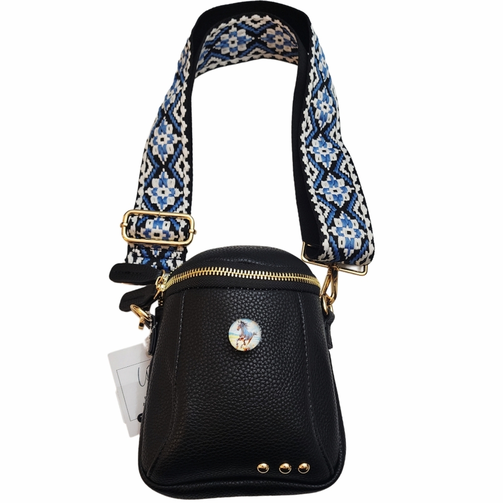 NWT Navy Vegan Leather Crossbody Bag w/Woven Strap & Interchangeable Snap Charm